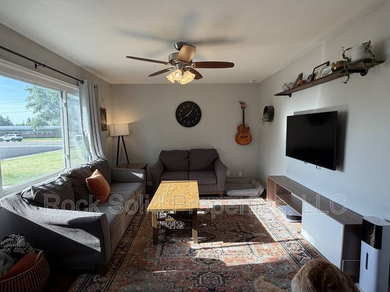House for rent at 1008 Adams Ave, Cheyenne, WY 82001