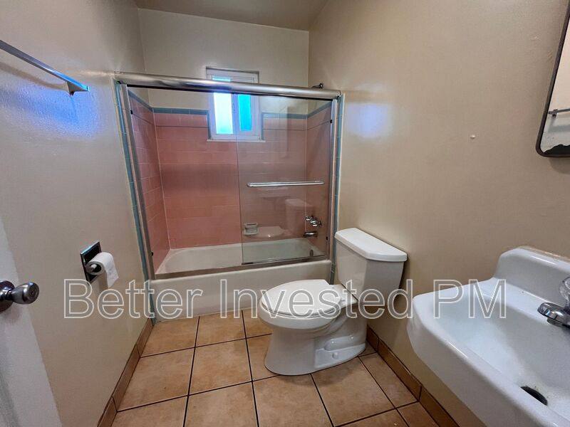 Apartment for rent at 212 Ford St #7, Ukiah, CA 95482