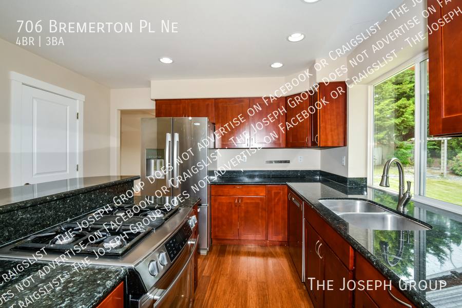 House for rent at 706 Bremerton Place NE, Renton, WA 98059