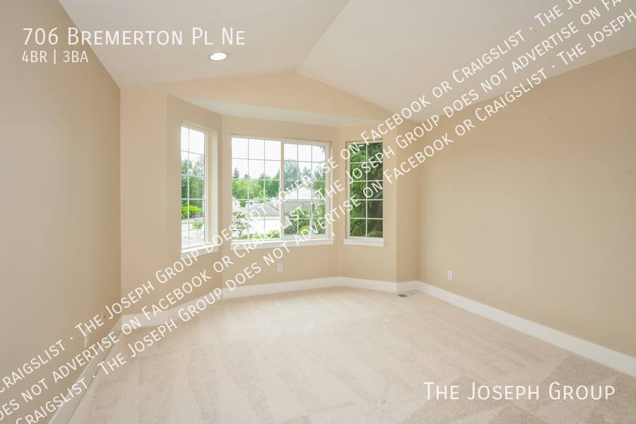 House for rent at 706 Bremerton Place NE, Renton, WA 98059