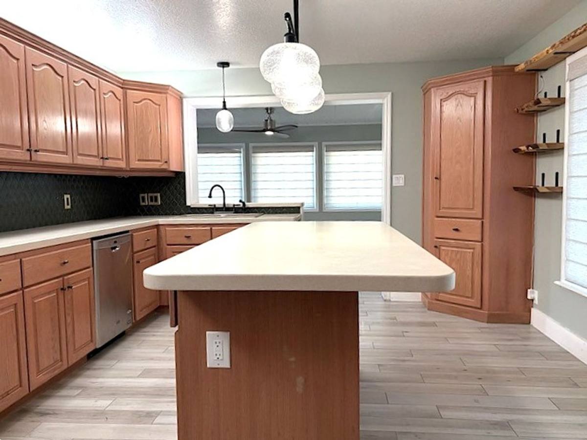 House for rent at 1029 Glenwood Rd, Deland, FL 32720