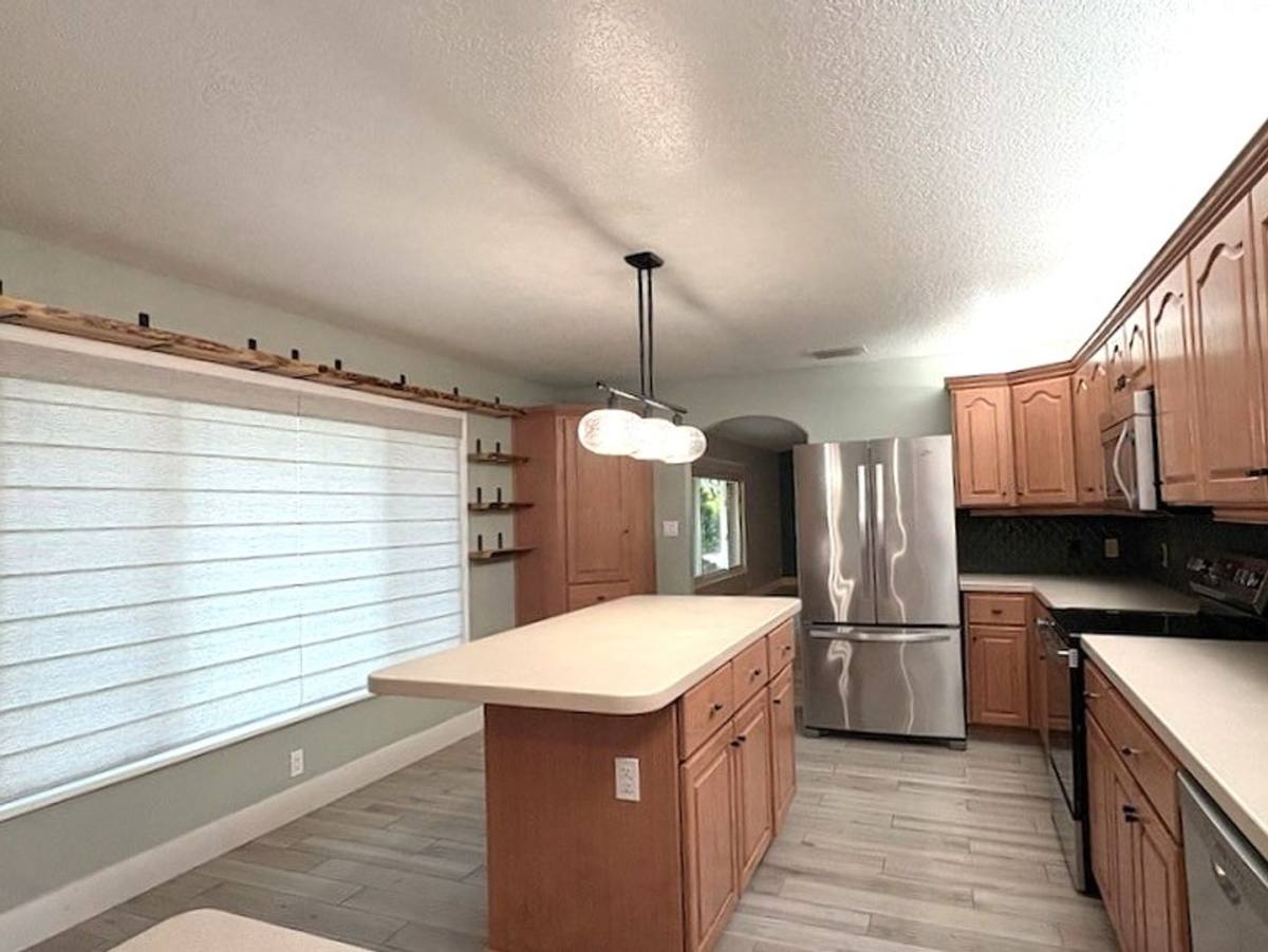 House for rent at 1029 Glenwood Rd, Deland, FL 32720