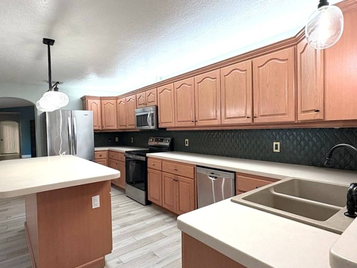 House for rent at 1029 Glenwood Rd, Deland, FL 32720