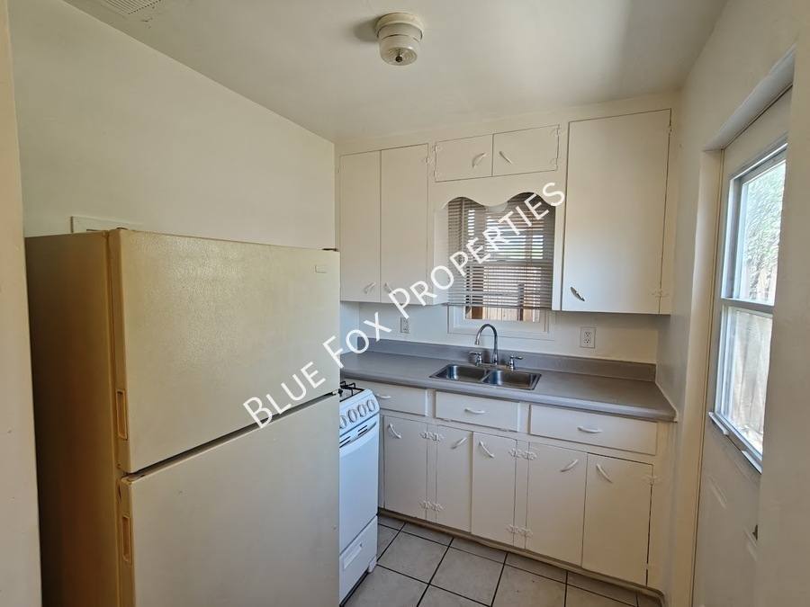 Townhouse for rent at 3241 E Bermuda St #2, Tucson, AZ 85716