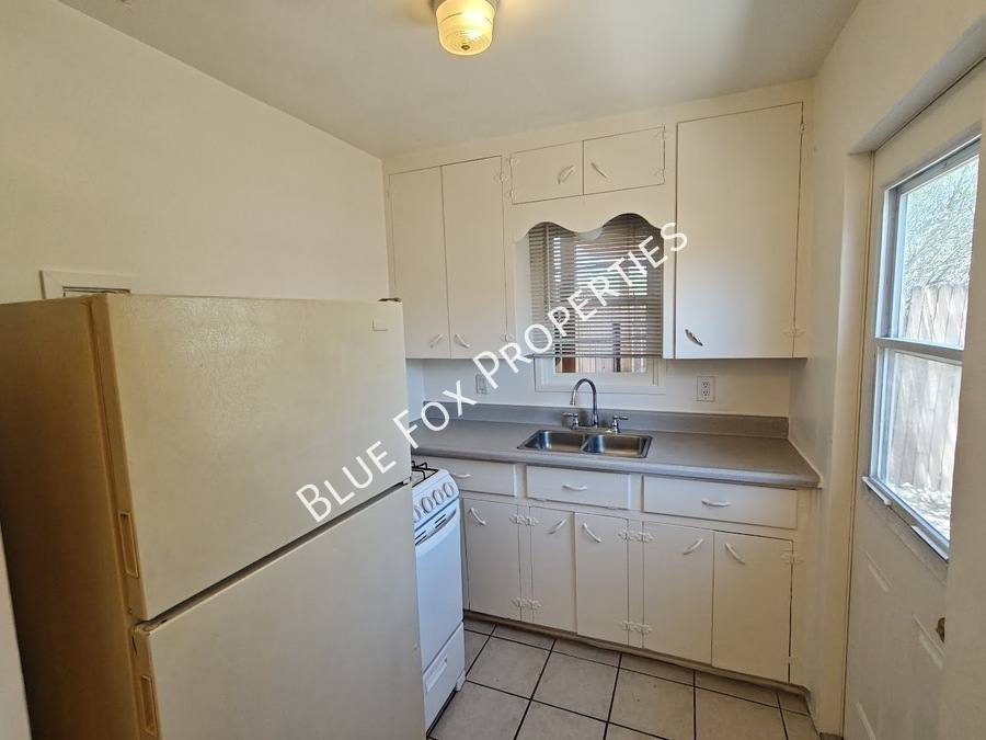 Townhouse for rent at 3241 E Bermuda St #2, Tucson, AZ 85716