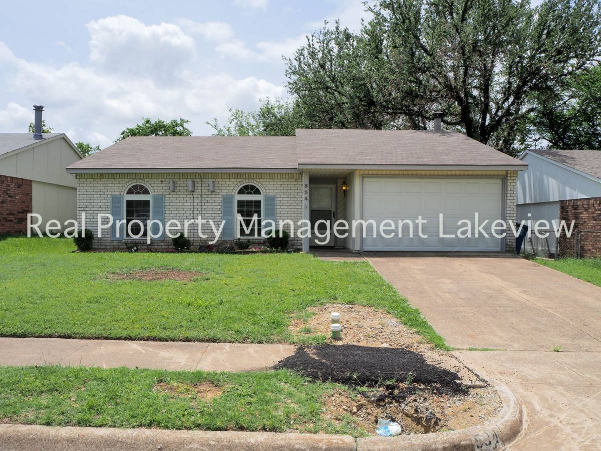 House for rent at 534 Oldbridge Dr, Allen, TX 75002