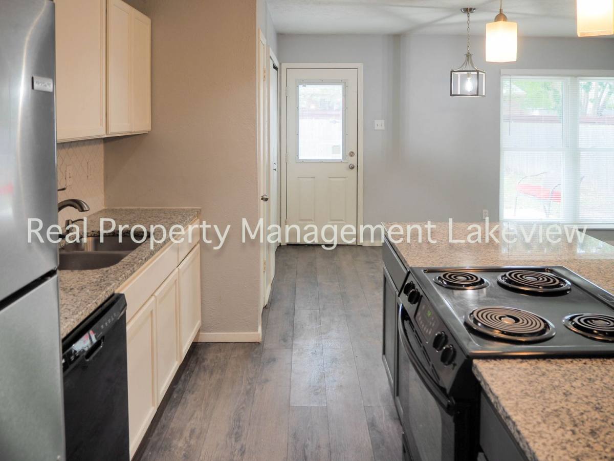 House for rent at 534 Oldbridge Dr, Allen, TX 75002