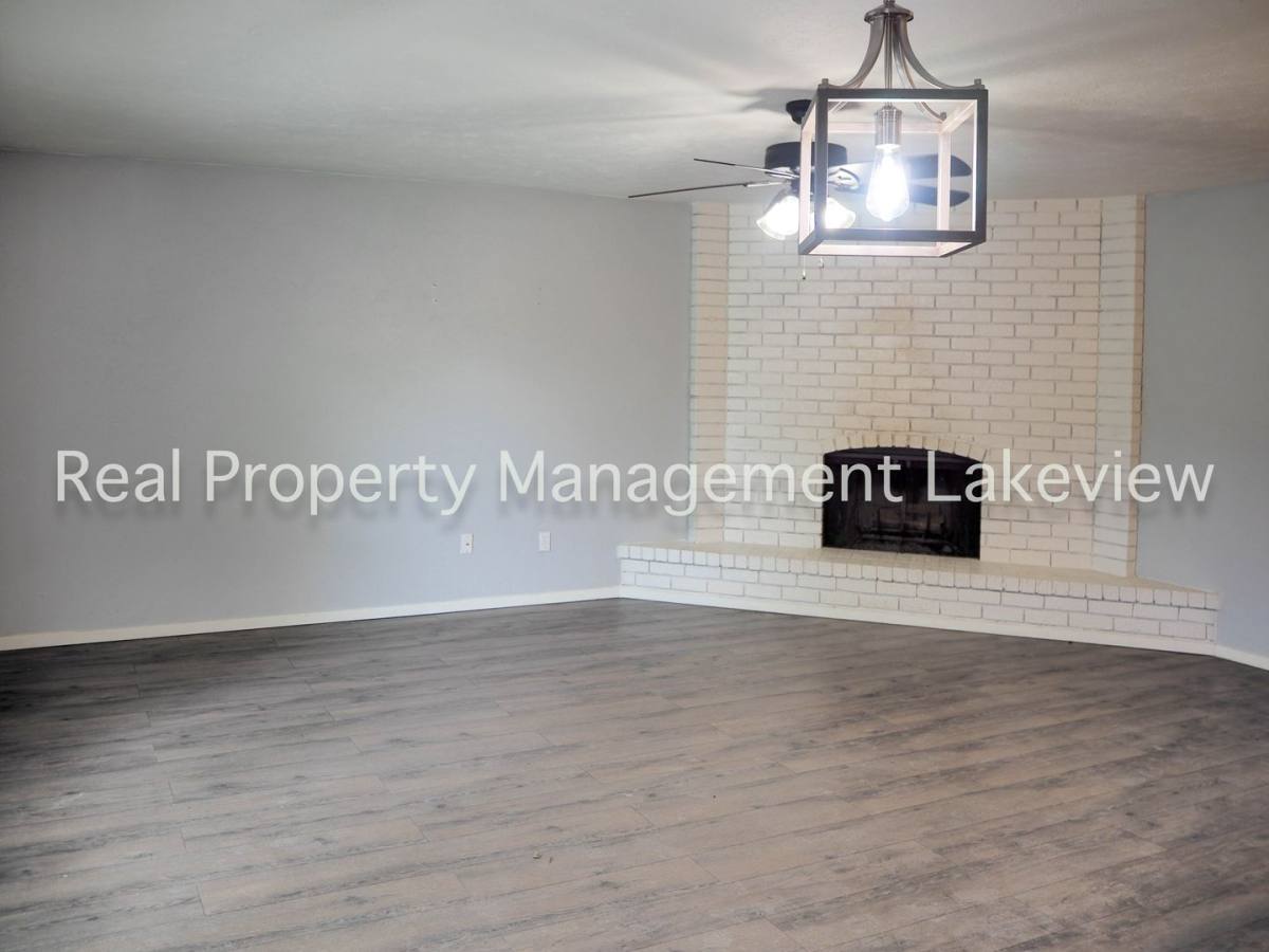 House for rent at 534 Oldbridge Dr, Allen, TX 75002