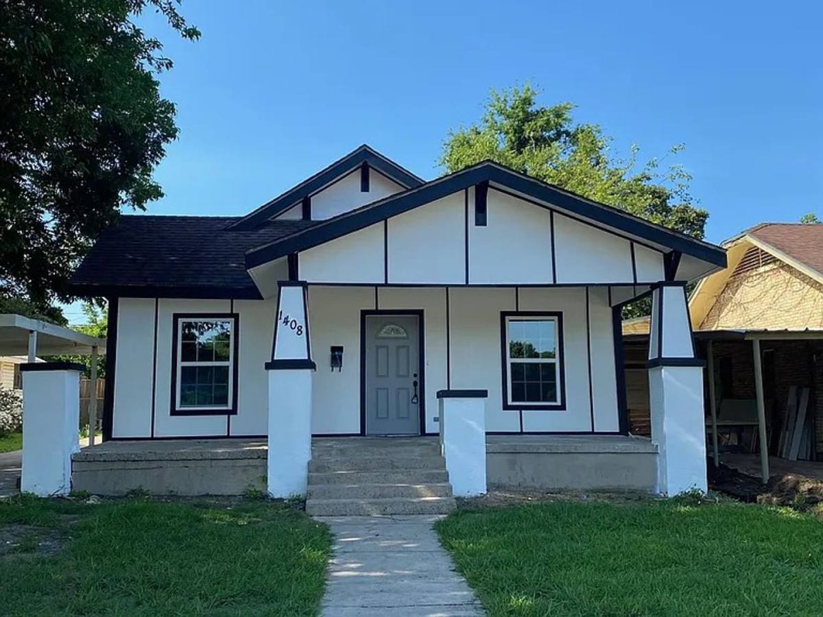 Apartment for rent at 1408 W Morton St, Denison, TX 75020