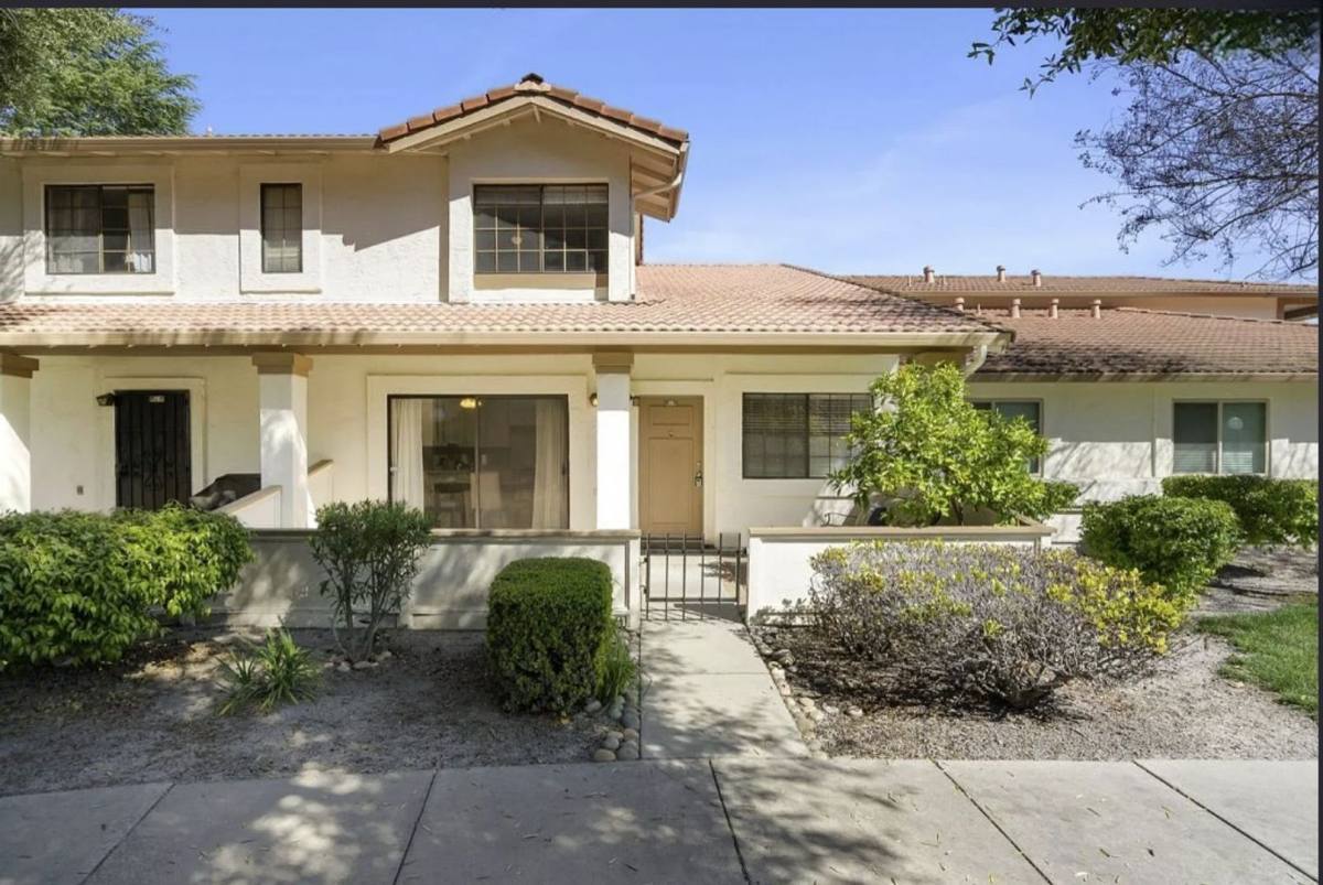 Condo for rent at 414 Colony Crest Dr, San Jose, CA 95123