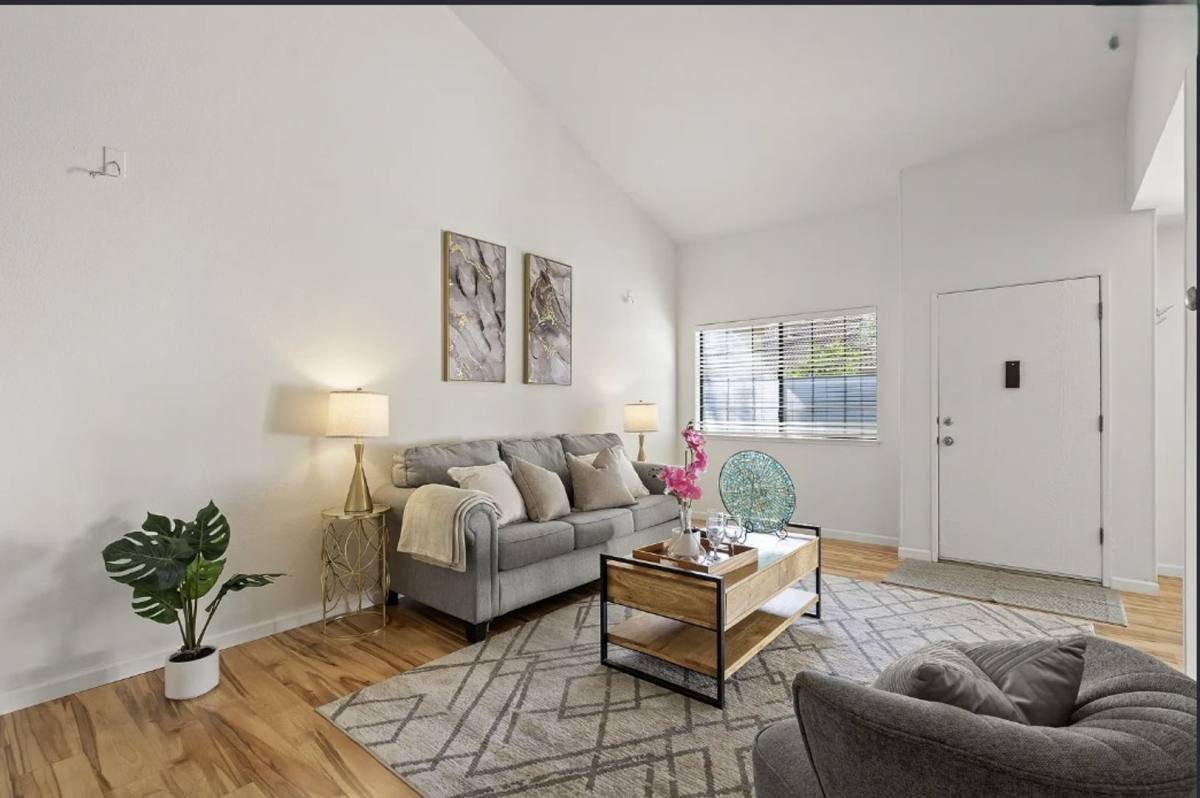 Condo for rent at 414 Colony Crest Dr, San Jose, CA 95123