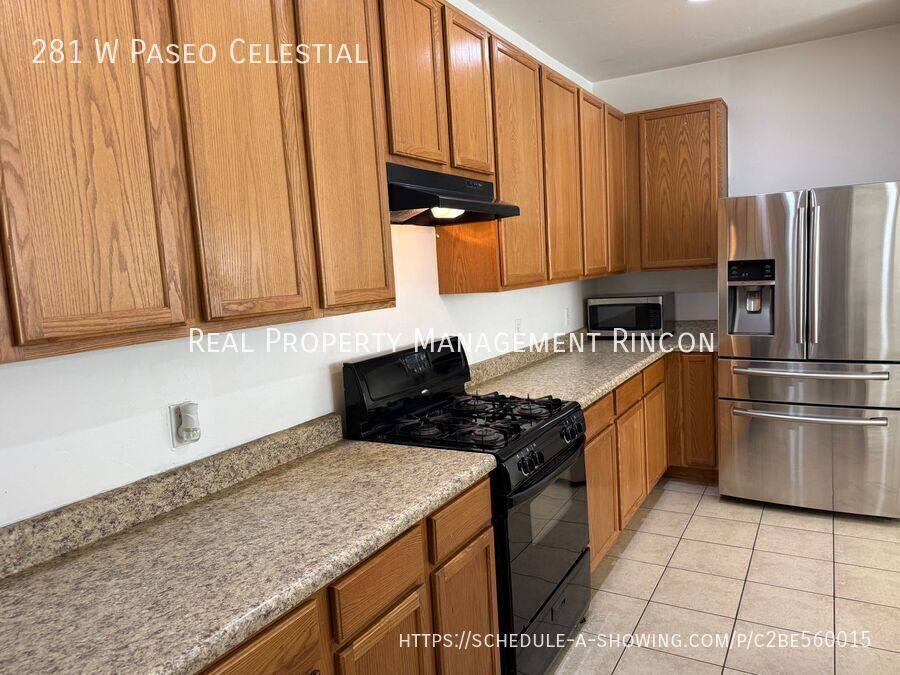 House for rent at 281 W Paseo Celestial, Sahuarita, AZ 85629