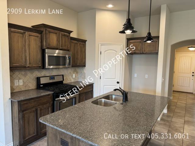 Apartment for rent at 2909 Lerkim Lane, Norman, OK 73069