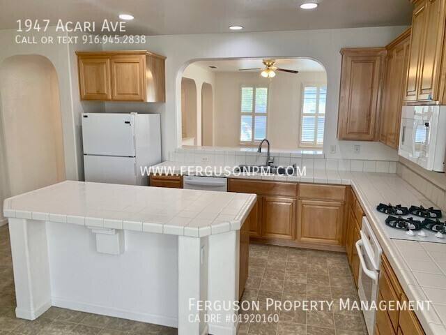 House for rent at 1947 Acari Ave, Sacramento, CA 95835
