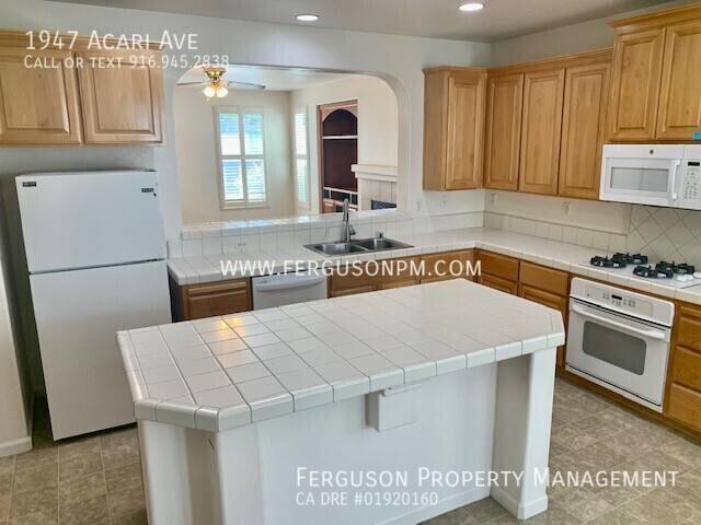 House for rent at 1947 Acari Ave, Sacramento, CA 95835