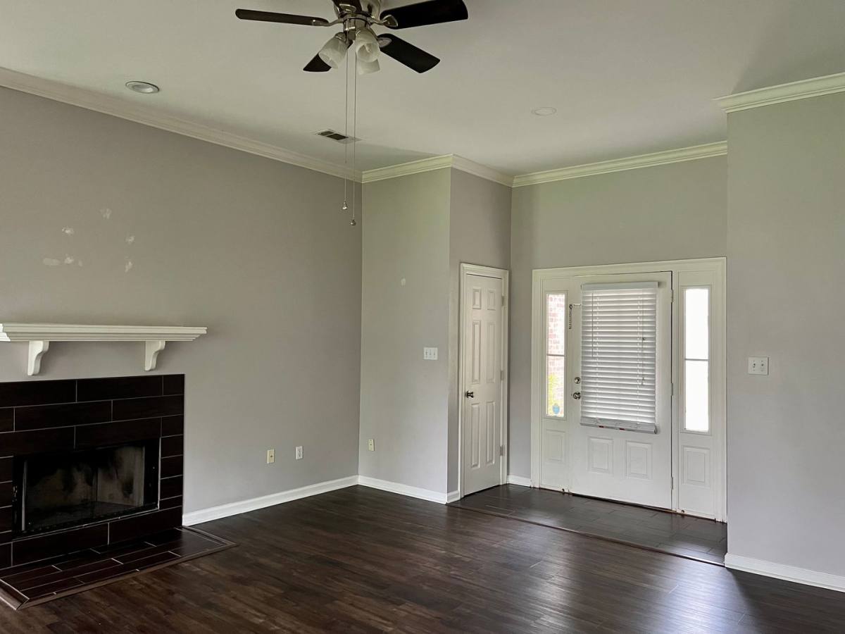 House for rent at 303 Briarhaven Dr, Baton Rouge, LA 70810