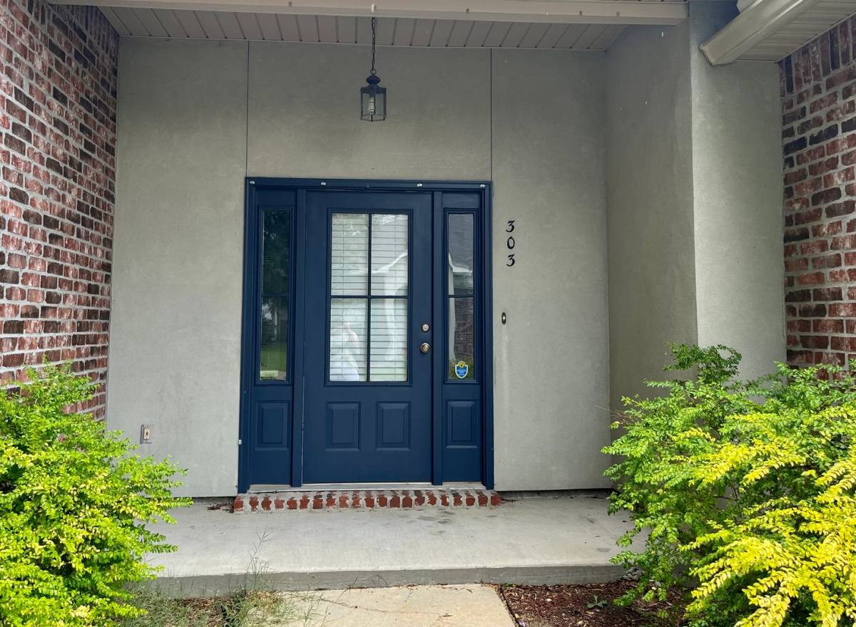 House for rent at 303 Briarhaven Dr, Baton Rouge, LA 70810