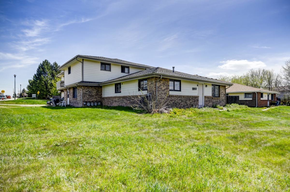 Apartment for rent at 2056 Estes Lane, Longmont, CO 80501