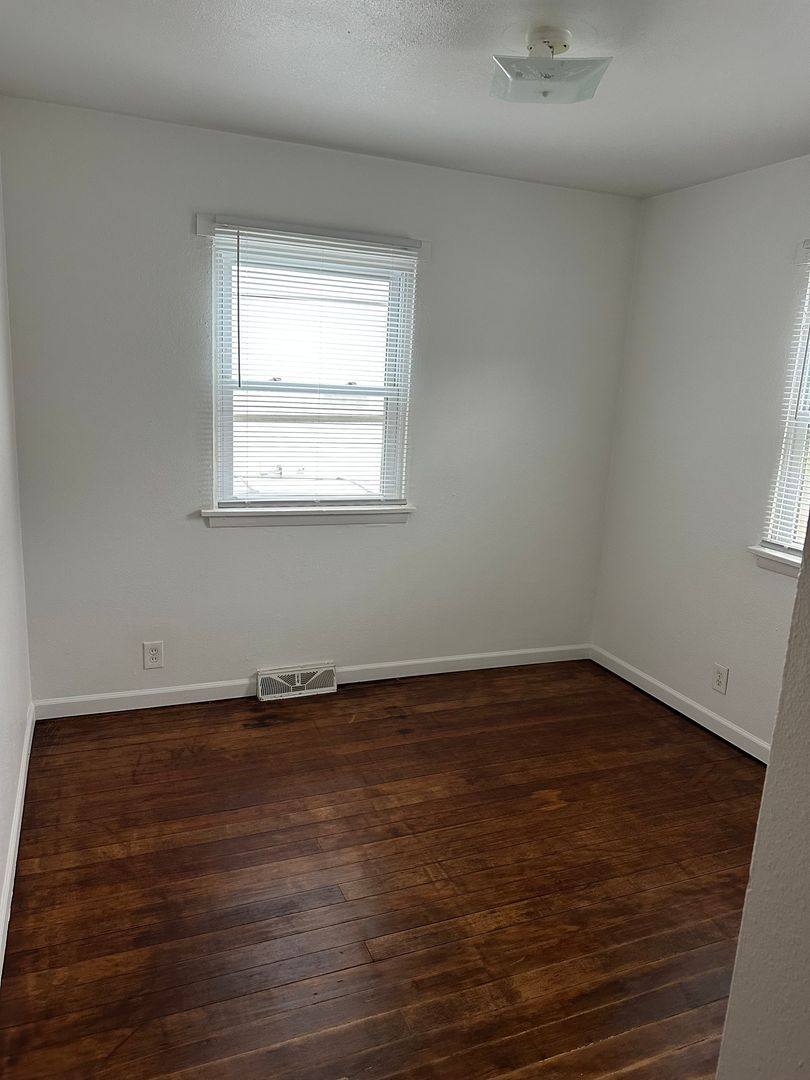 House for rent at 517 Nicholas St, Evansdale, IA 50707