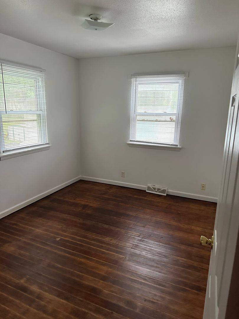 House for rent at 517 Nicholas St, Evansdale, IA 50707