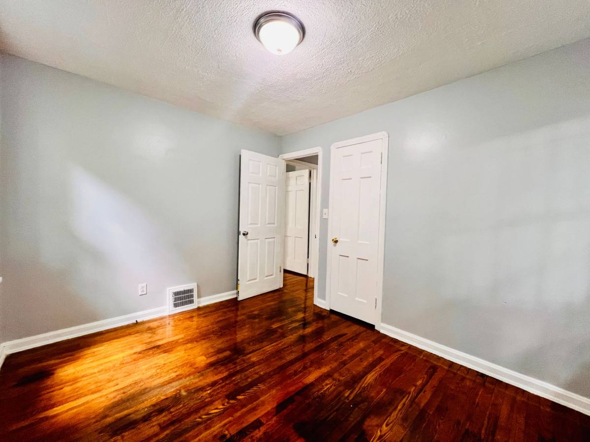 House for rent at 8606 Rosewood Ave, Cleveland, OH 44105