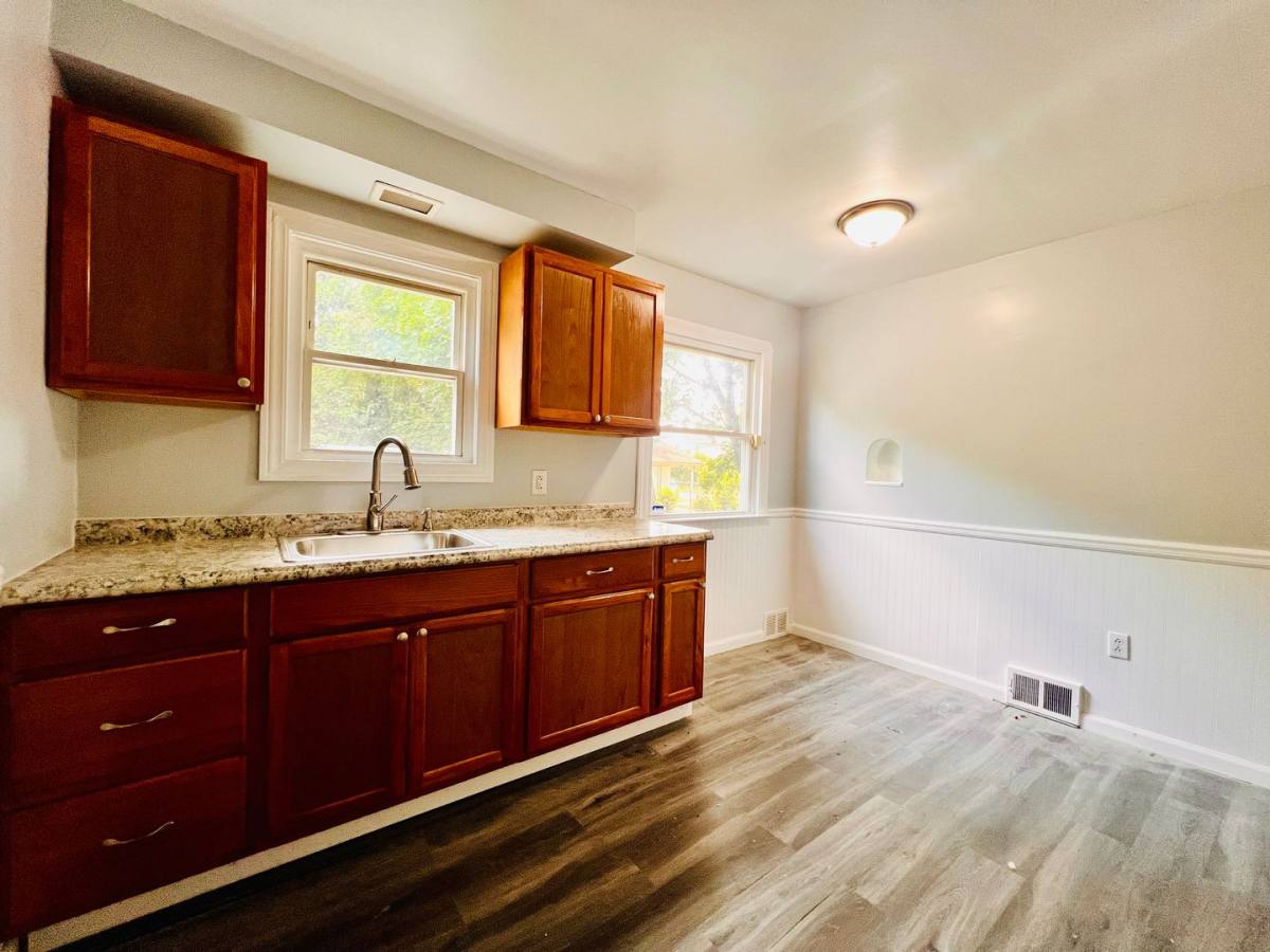 House for rent at 8606 Rosewood Ave, Cleveland, OH 44105