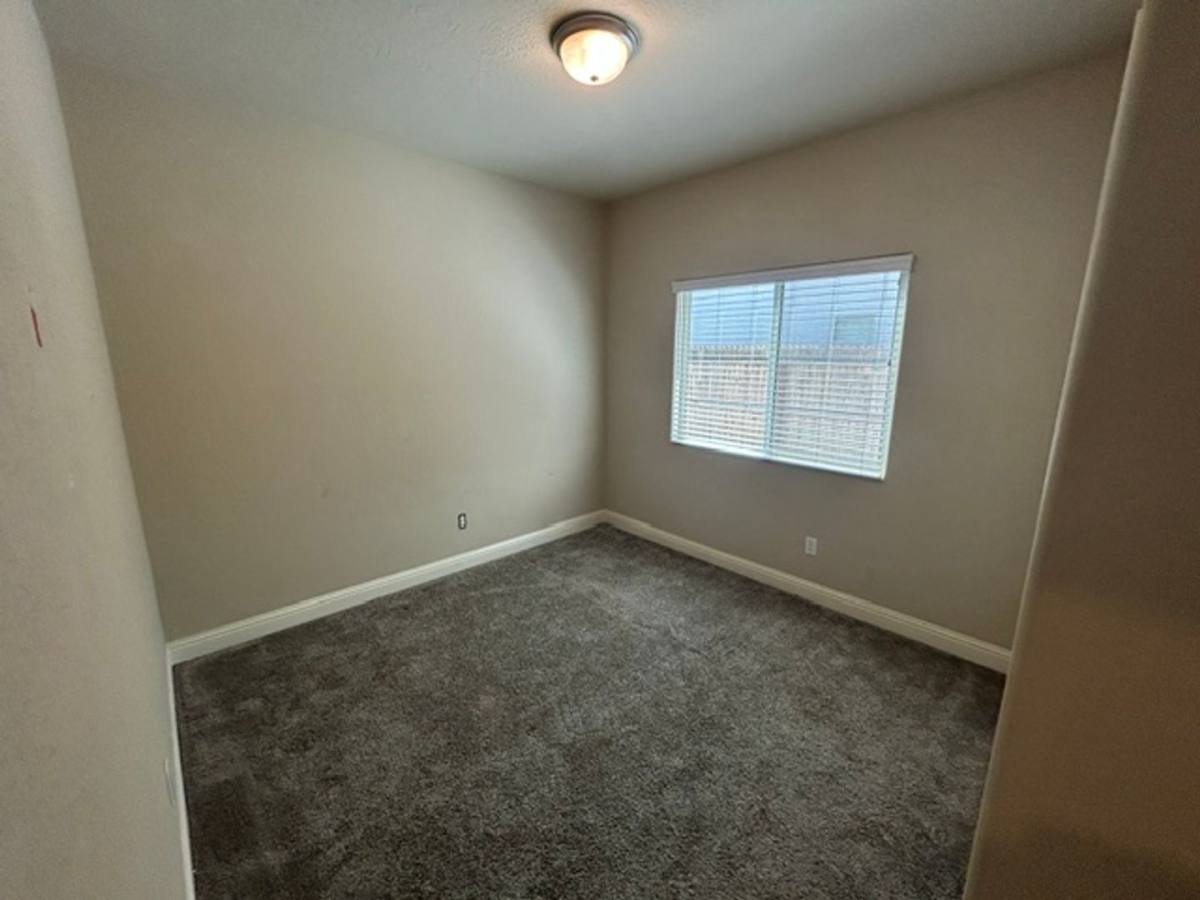 House for rent at 3439 E Laurel, Visalia, CA 93292