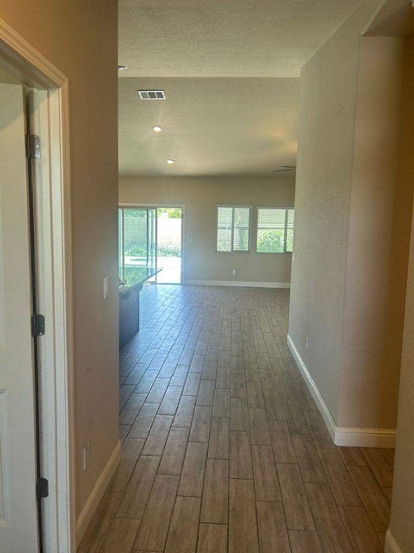 House for rent at 3439 E Laurel, Visalia, CA 93292