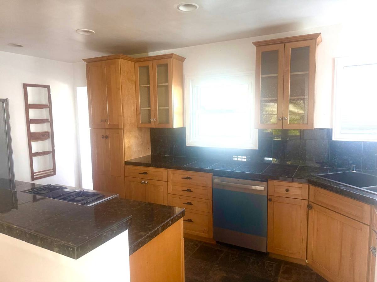 House for rent at 528 N Maria Ave, Redondo Beach, CA 90277
