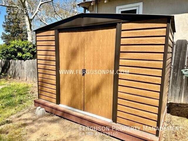 House for rent at 5457 5th St, Rocklin, CA 95677