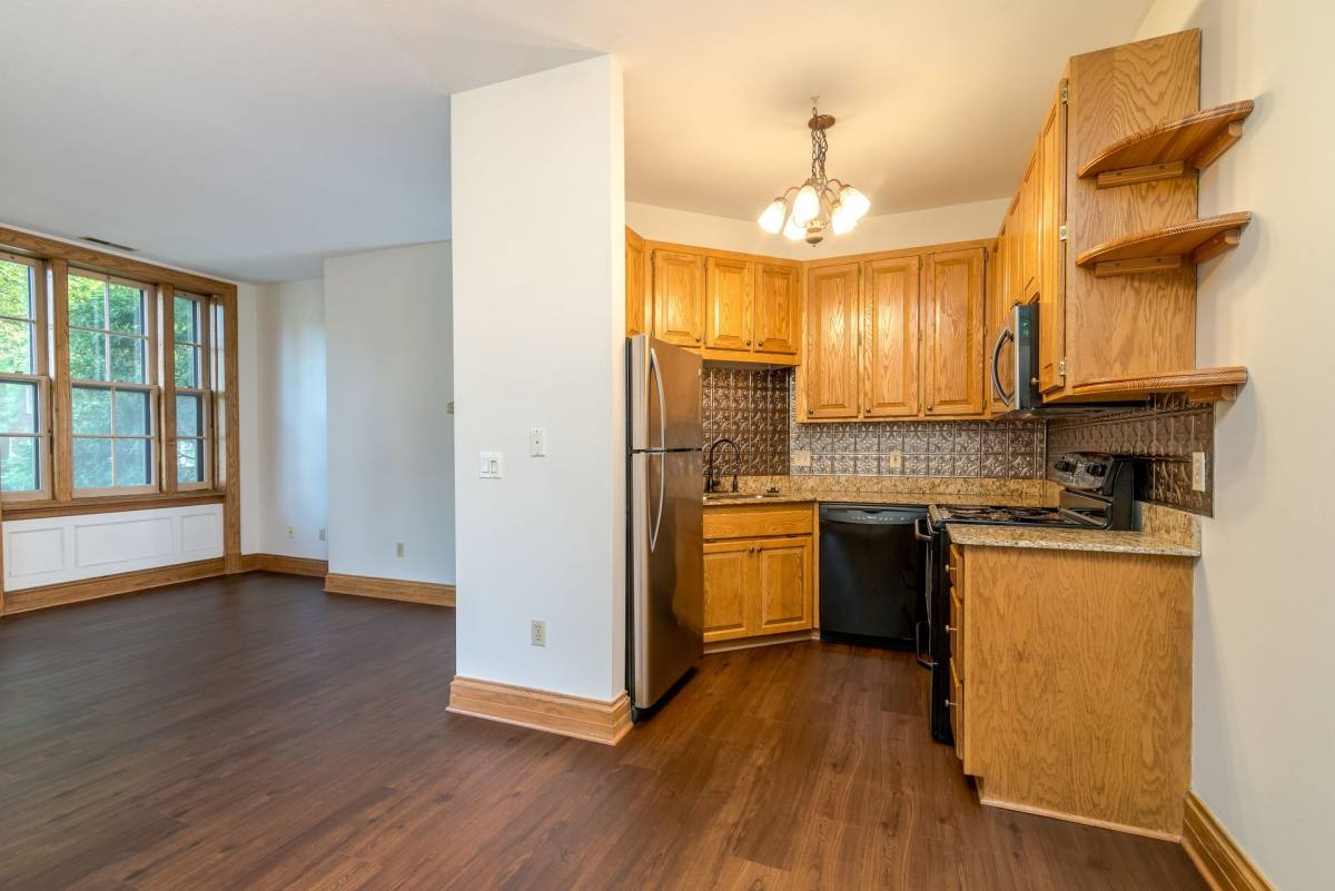 Apartment for rent at 614 Portland Ave, Saint Paul, MN 55102
