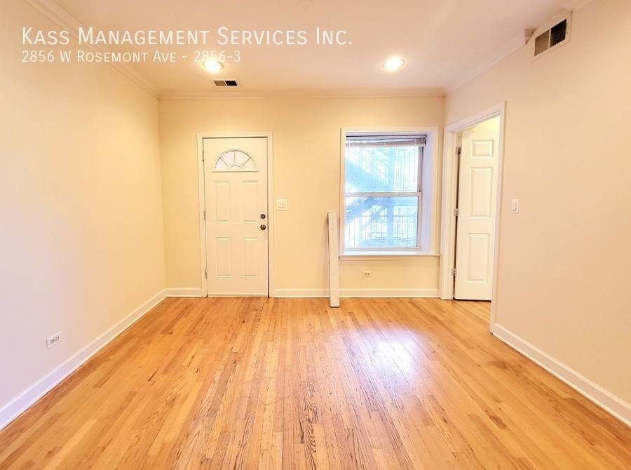 Apartment for rent at 2856 W Rosemont Ave #3, Chicago, IL 60659