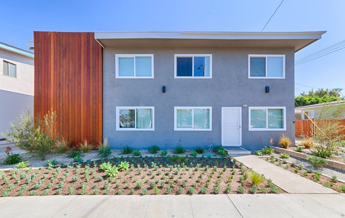 Apartment for rent at 2320 E 6th St, Long Beach, CA 90814