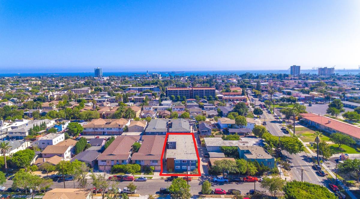 Apartment for rent at 2320 E 6th St, Long Beach, CA 90814