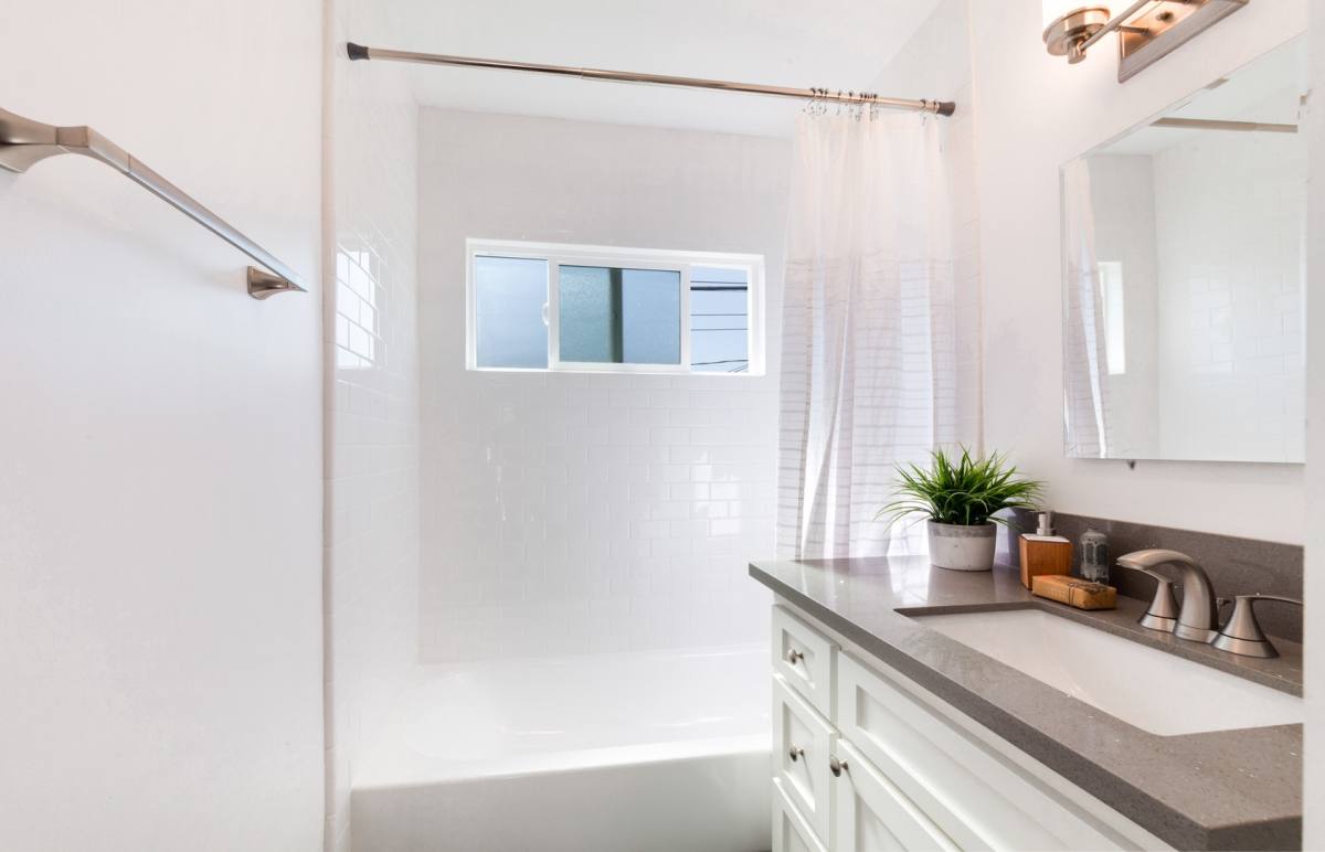 Apartment for rent at 2320 E 6th St, Long Beach, CA 90814