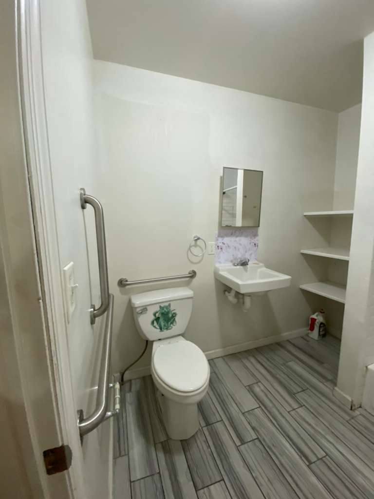 Apartment for rent at 68 Elliot St, Yonkers, NY 10705
