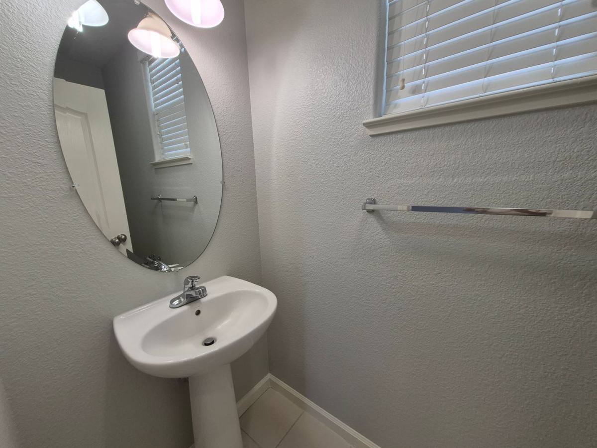 House for rent at 11 Long Warf Place, Sacramento, CA 95835