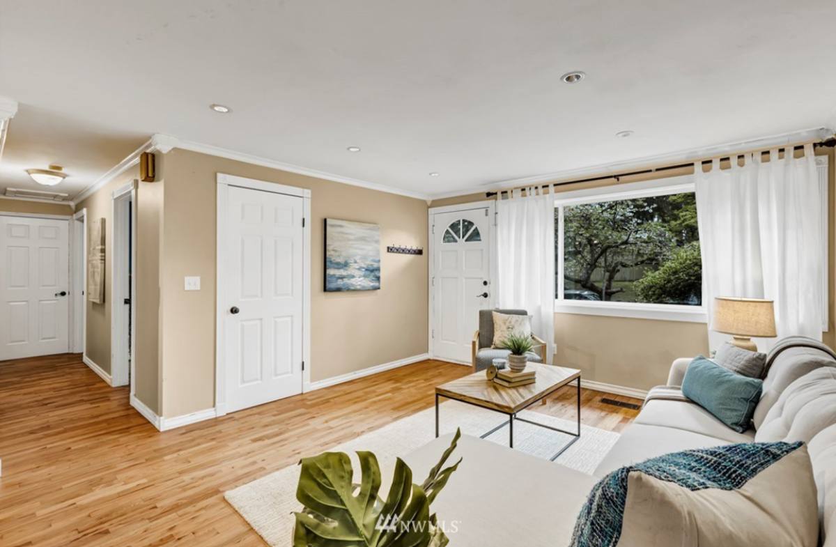 House for rent at 16721 NE 9th St, Bellevue, WA 98008