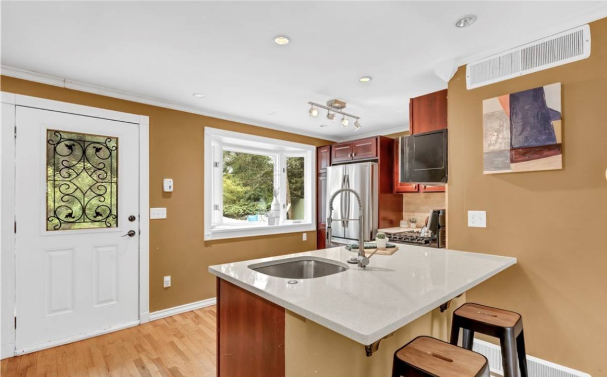 House for rent at 16721 NE 9th St, Bellevue, WA 98008