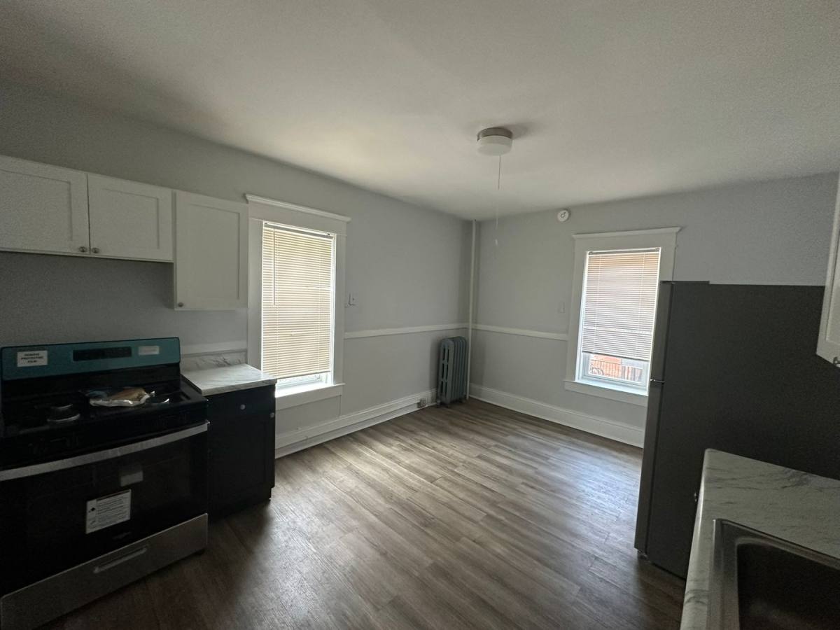 Apartment for rent at 56-60 Fort Pleasant Ave, Springfield, MA 01108