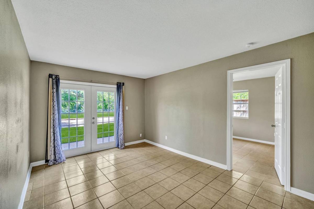 House for rent at 770 Memorial Mews St, Houston, TX 77079