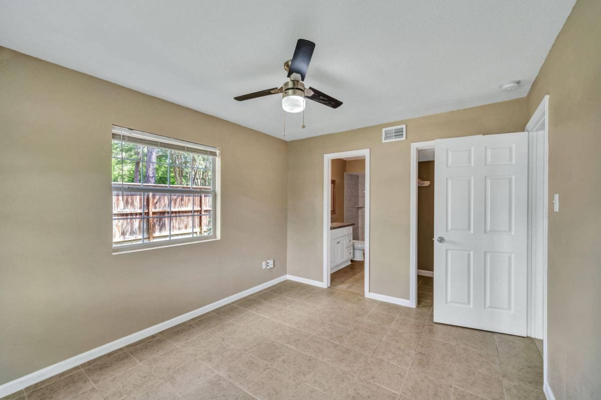 House for rent at 770 Memorial Mews St, Houston, TX 77079