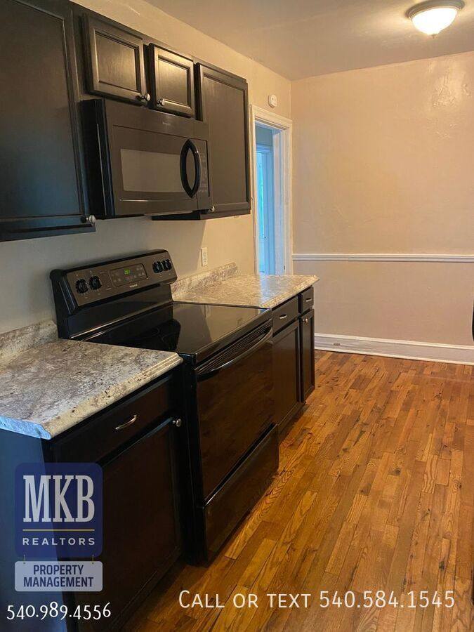 House for rent at 2742 Lansing Dr, Roanoke, VA 24015