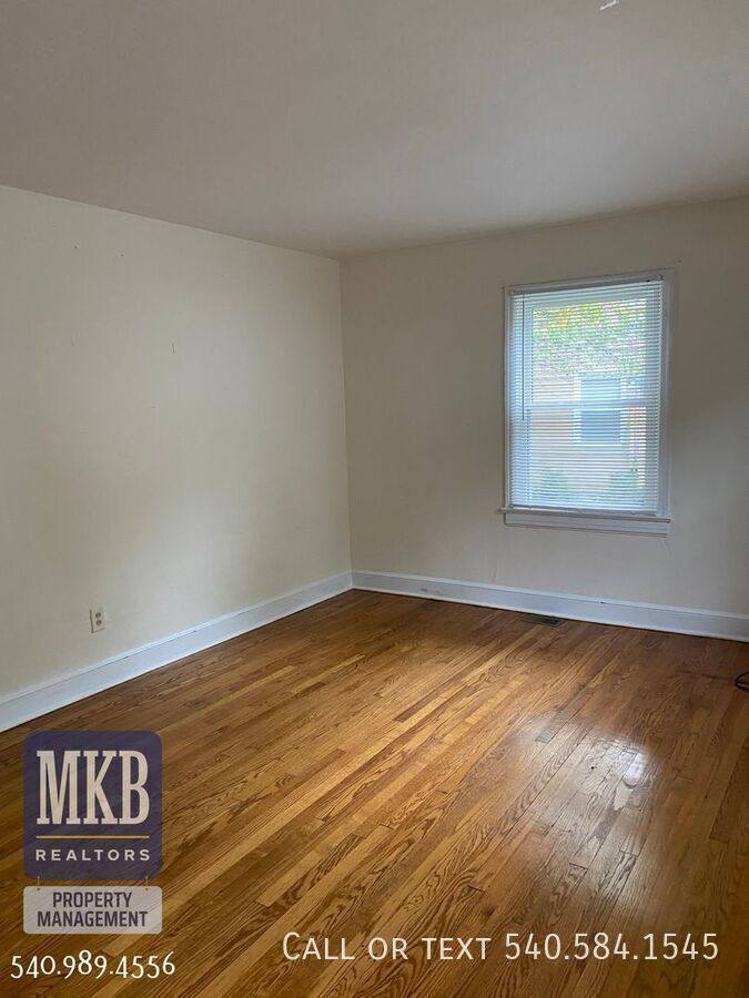 House for rent at 2742 Lansing Dr, Roanoke, VA 24015