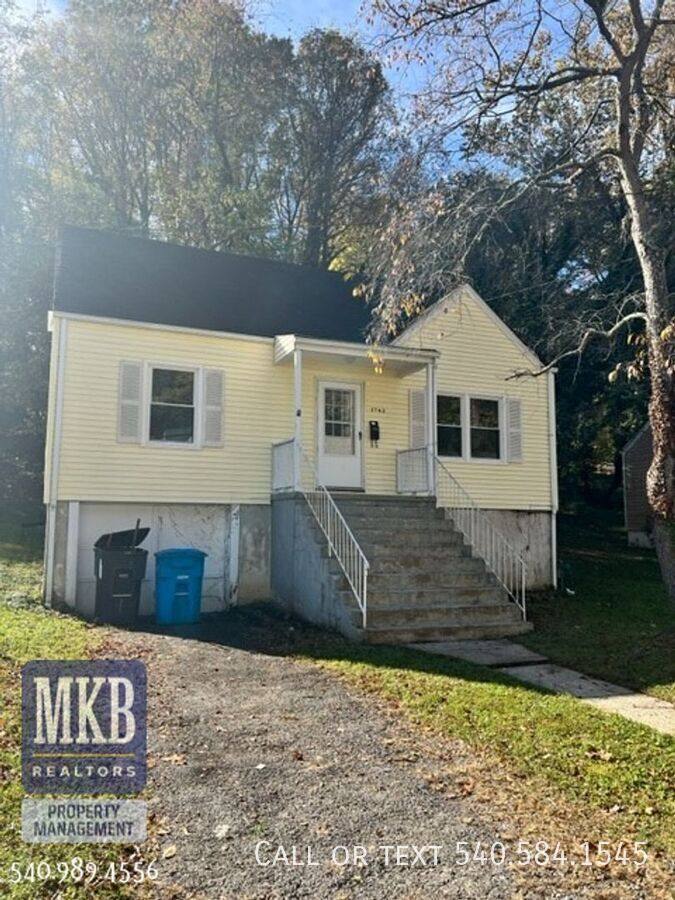 House for rent at 2742 Lansing Dr, Roanoke, VA 24015