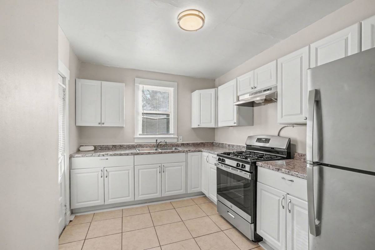 House for rent at 5713 Brooklyn Ave, Kansas City, MO 64130