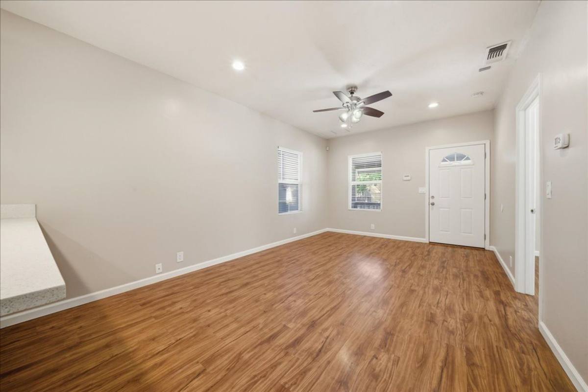 House for rent at 3153 2nd Ave, Sacramento, CA 95817