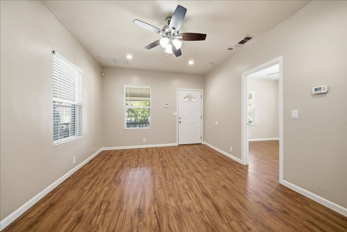 House for rent at 3153 2nd Ave, Sacramento, CA 95817