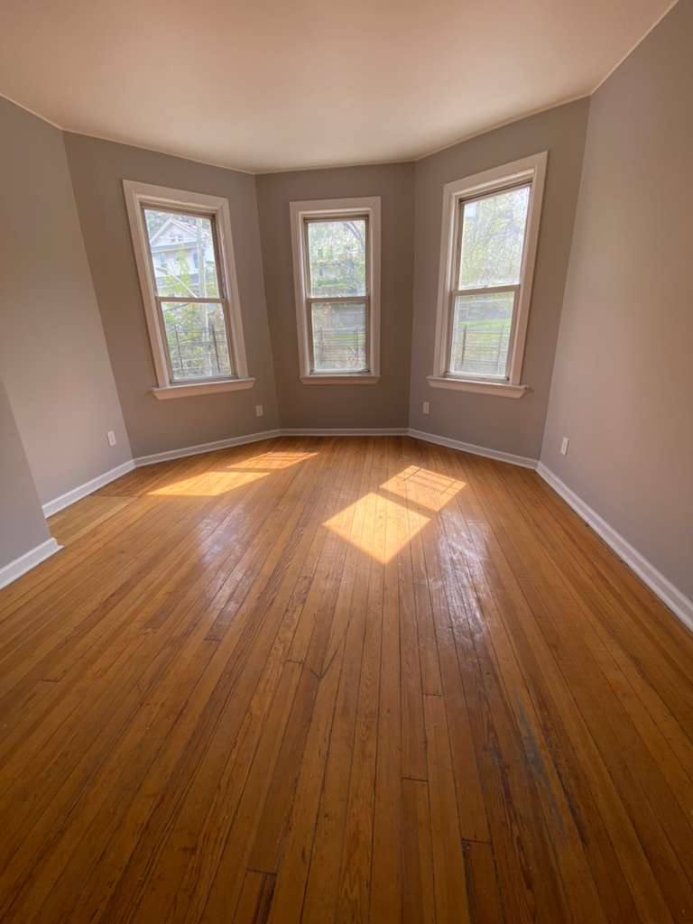 Apartment for rent at 74 Glenwood Ave #2N, Yonkers, NY 10701