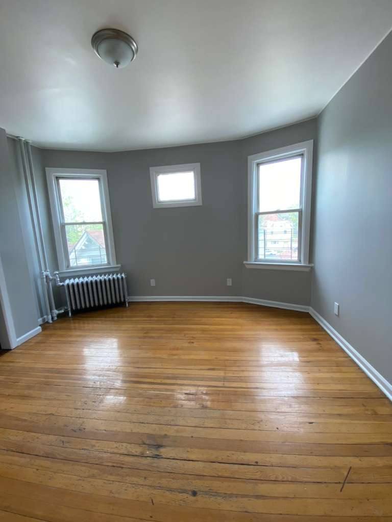 Apartment for rent at 74 Glenwood Ave #2N, Yonkers, NY 10701